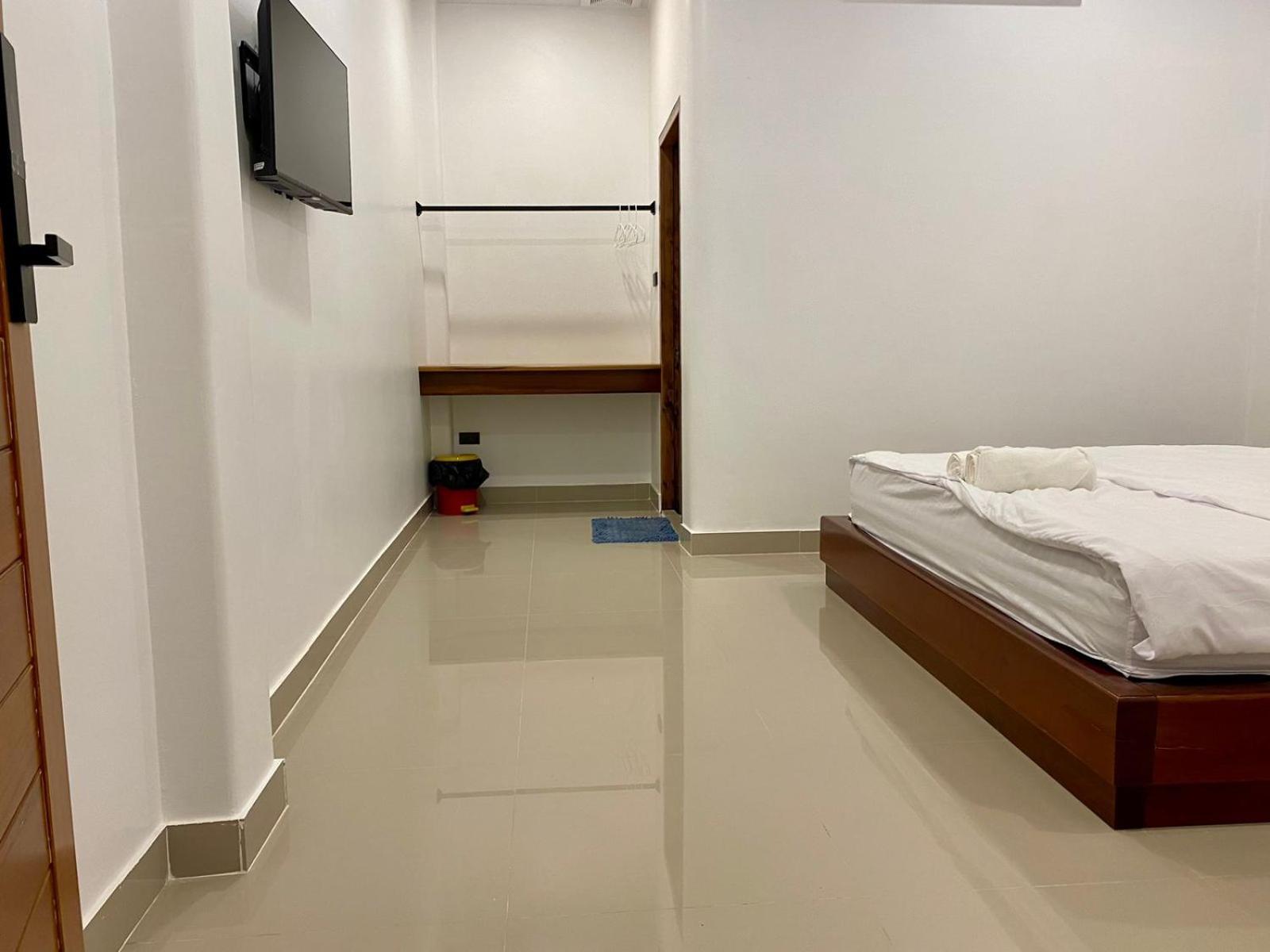 B2 Hotel Savannakhet Exterior photo